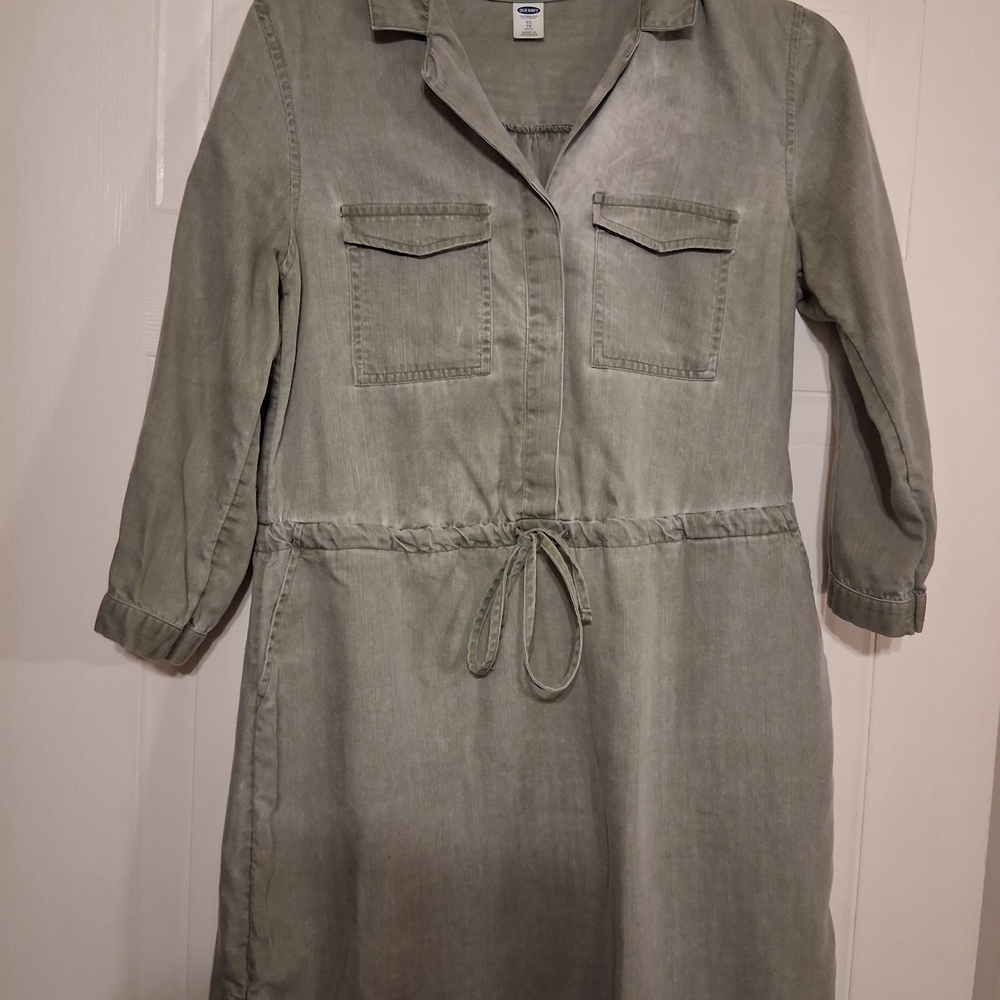 Old Navy Long Sleeve Dress in Olive Green